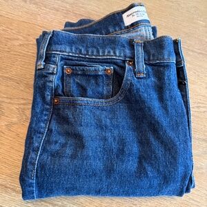 Abercrombie & Fitch "The '90s Straight Mid Rise" jeans